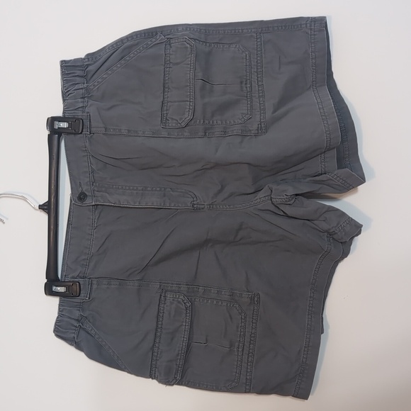 croft & barrow Other - Croft & Barrow Khaki Cargo Shorts